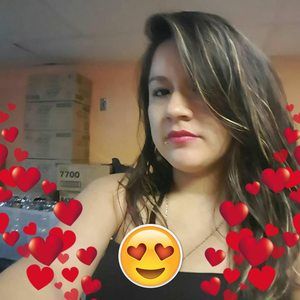 Meet your Posher, Yessenia